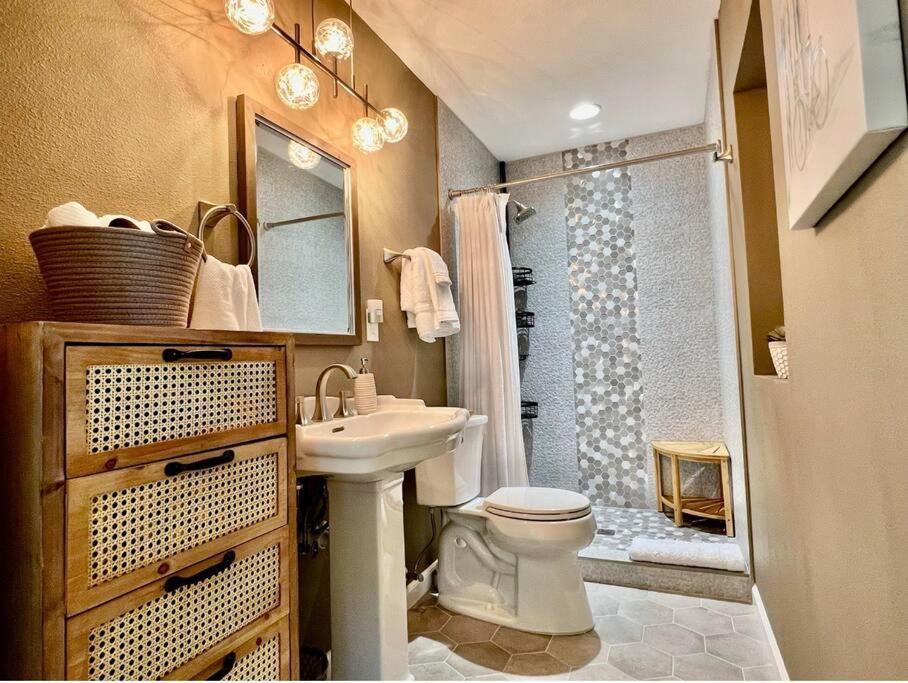 Sea La Vie - Beach Town Charm+Newly Renovated Cocoa Beach Εξωτερικό φωτογραφία